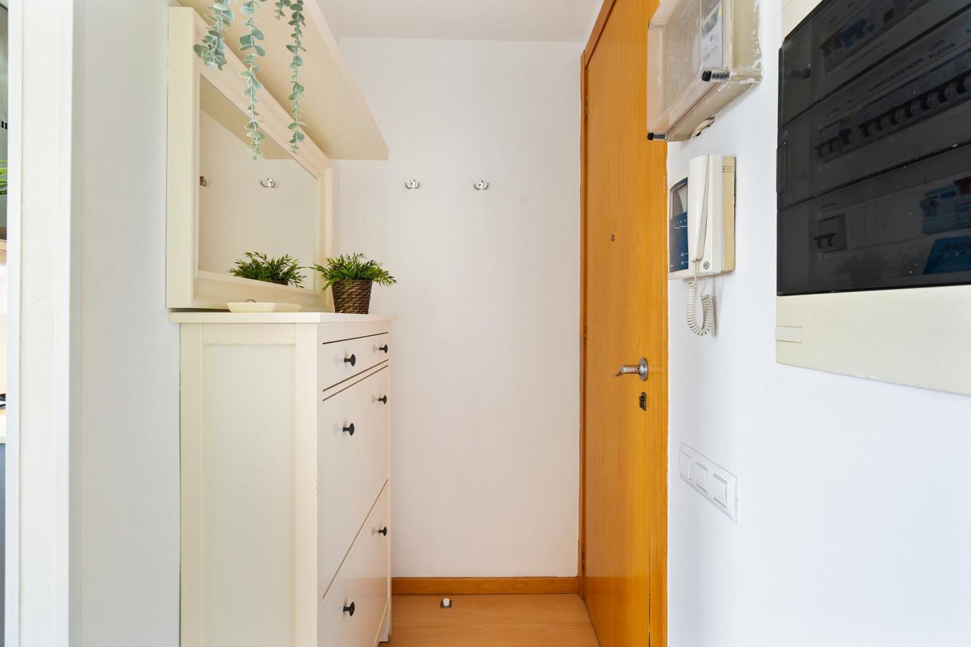 Fridays Flats Bright & Breezy Apartment Barcelona Bagian luar foto