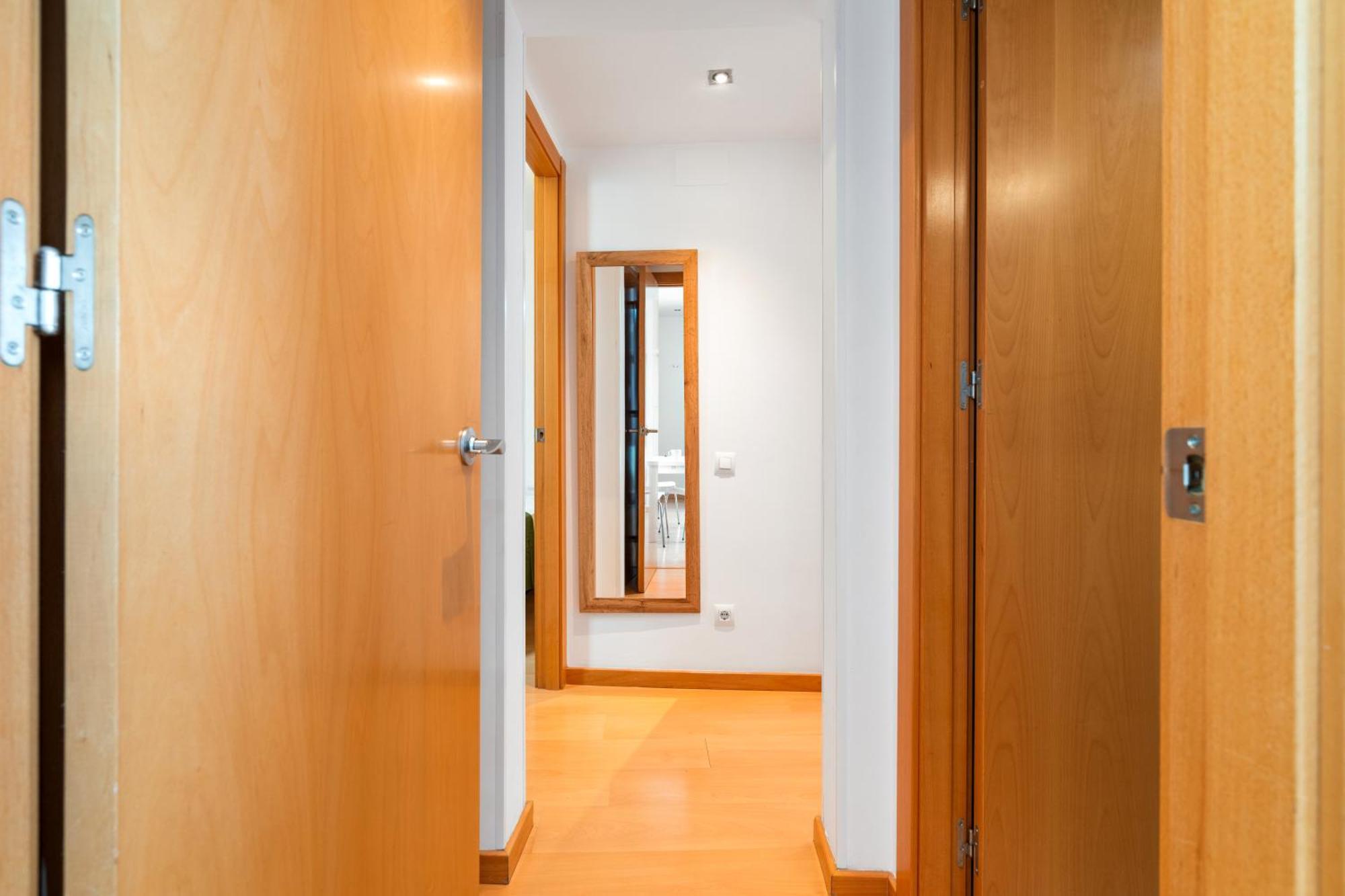 Fridays Flats Bright & Breezy Apartment Barcelona Bagian luar foto